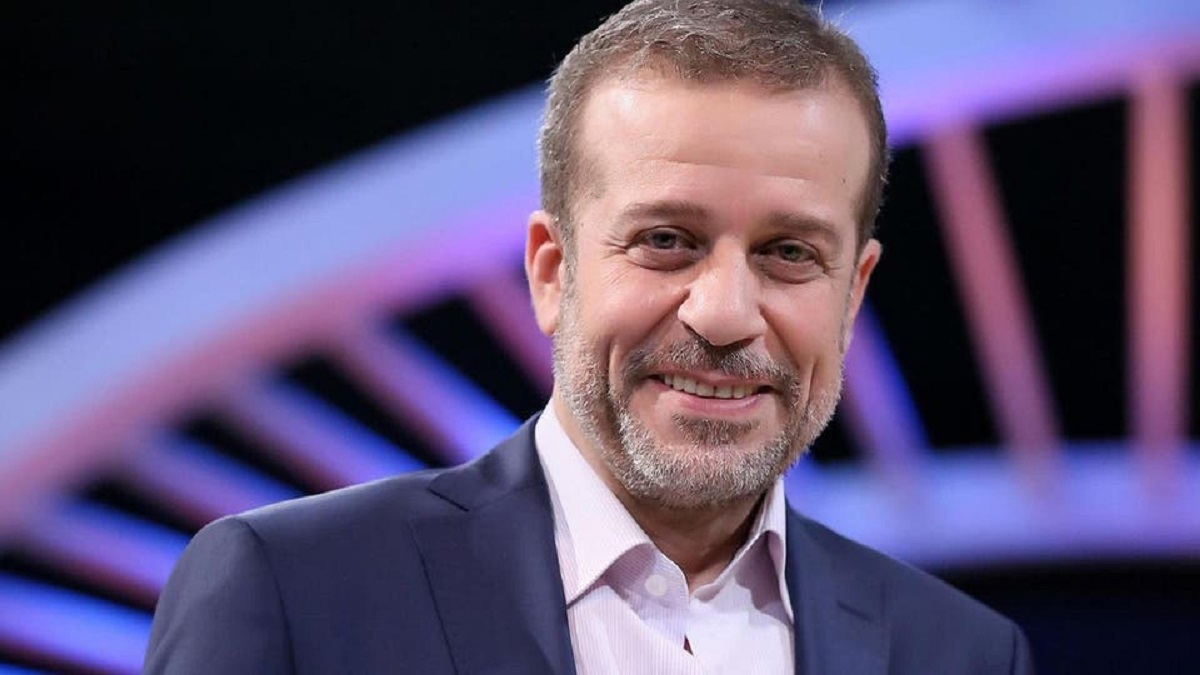 شريف منير يرد على المتنمرين والمسيئين لابنتيه ويعتزم مقاضاتهم (فيديو)