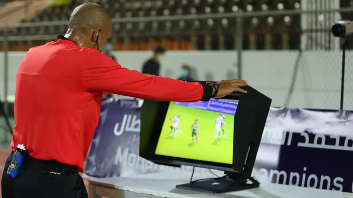 الدوري السعودي: الاستغناء عن حكم الـ“VAR” واستبداله بمركز موحد لتقنية الفيديو