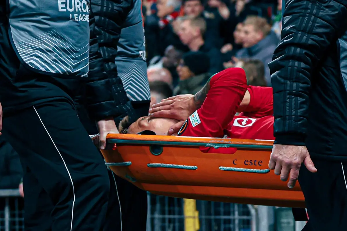 انتهاء موسم ليساندرو مارتينيز مدافع مانشستر يونايتد