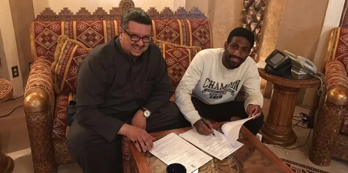 نادي النصر السعودي يصعد أزمة عوض خميس للفيفا.. والمريسل يهدد الهلال بالهبوط