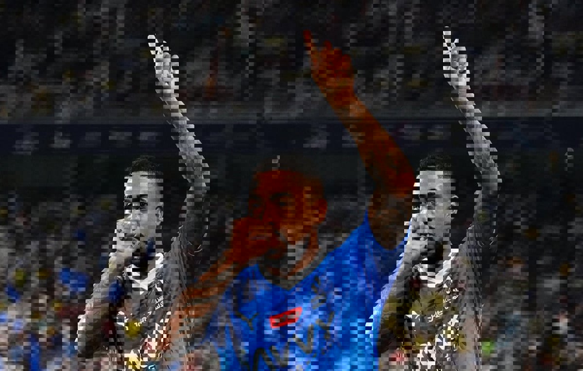 مثل رونالدو.. إشارة "غير لائقة" من مالكوم لجماهير الاتحاد (فيديو)
