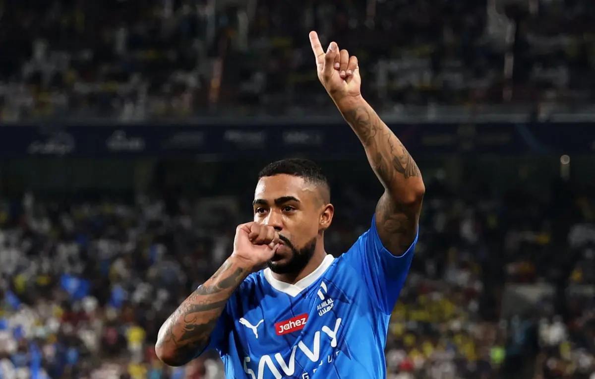 مثل رونالدو.. إشارة "غير لائقة" من مالكوم لجماهير الاتحاد (فيديو)
