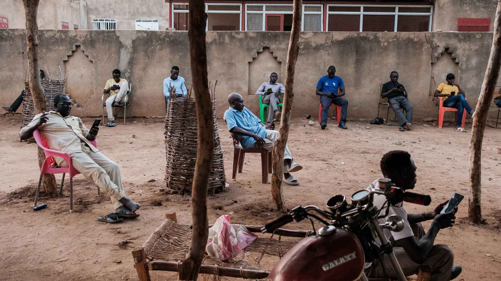 الإنترنت عبر الأقمار الاصطناعية.. المناطق النائية أصبحت "أونلاين"