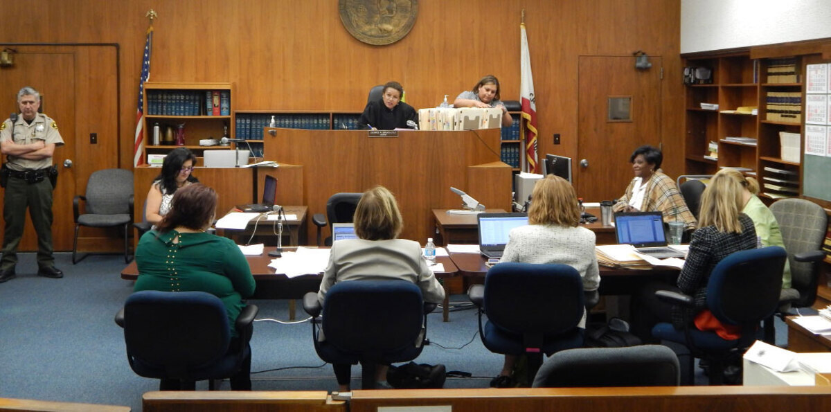 جندي من المارينز يعترف بقتل وتقطيع جثة حبيبته