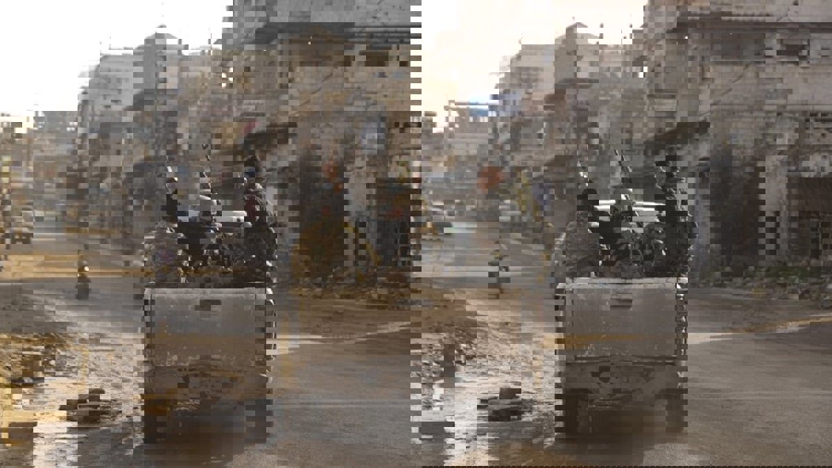 فصائل موالية لتركيا تعزز قواتها في ريف حلب وأنقرة تنقل مسلحي عفرين إلى ليبيا