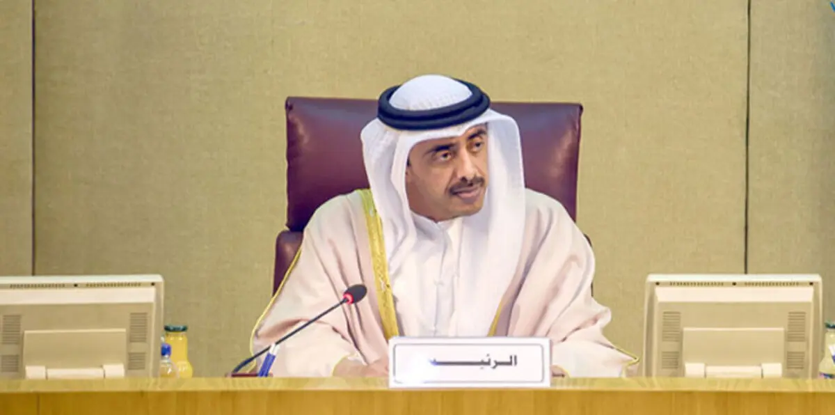 عبد الله بن زايد: موارد قطاع واحد بالإمارات تزيد على حجم التجارة مع إيران بكثير