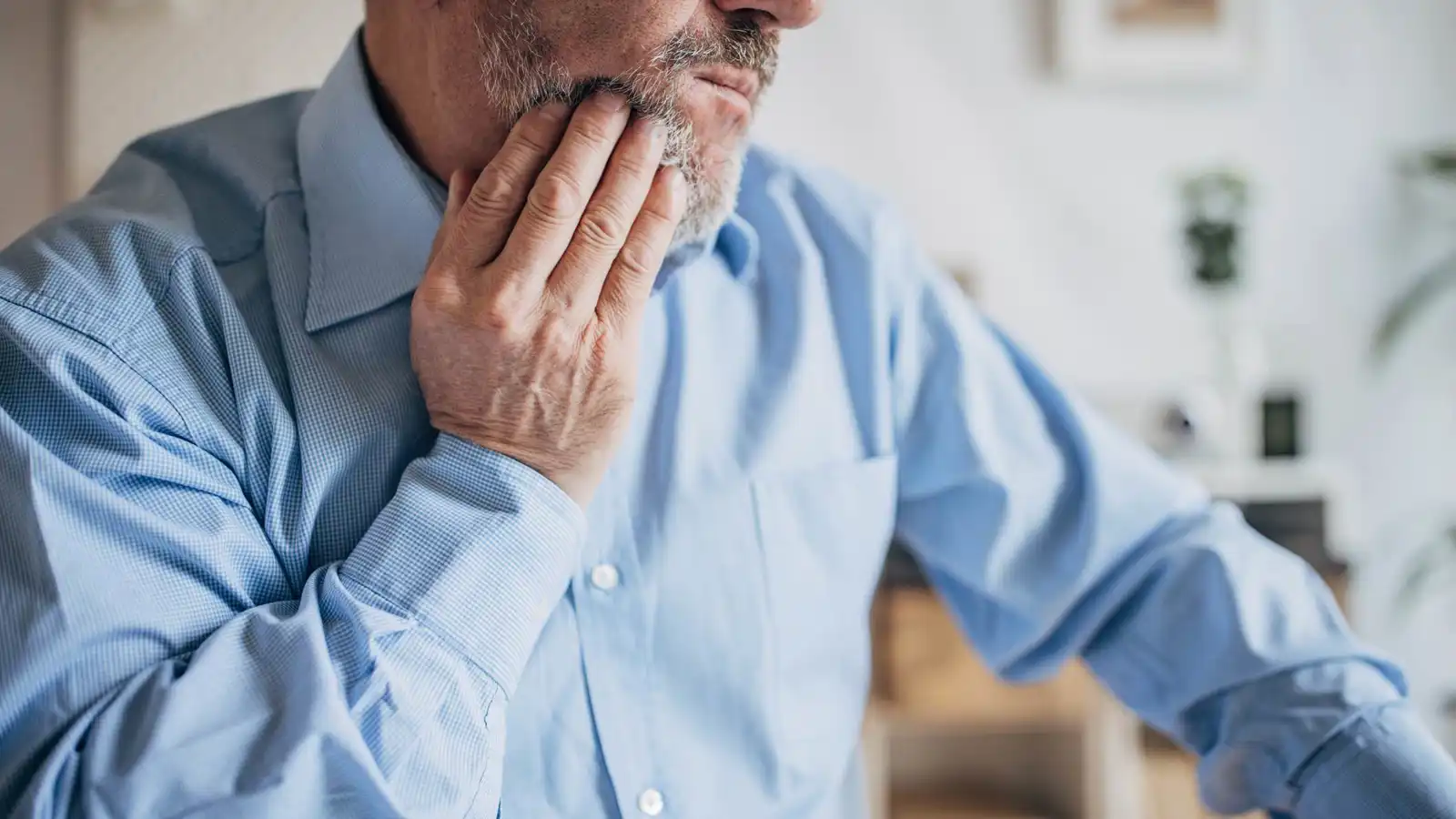 5 أعراض مبكرة لسرطان الفم.. لا تتجاهلها