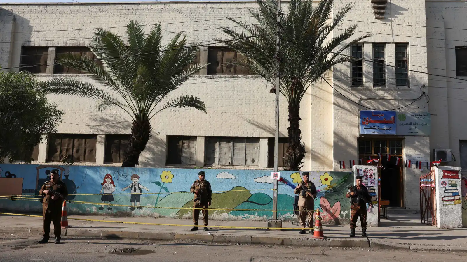 عشية الانتخابات العراقية.. واشنطن تلوّح بعدم الاعتراف بحكومة تدعمها الميليشيات