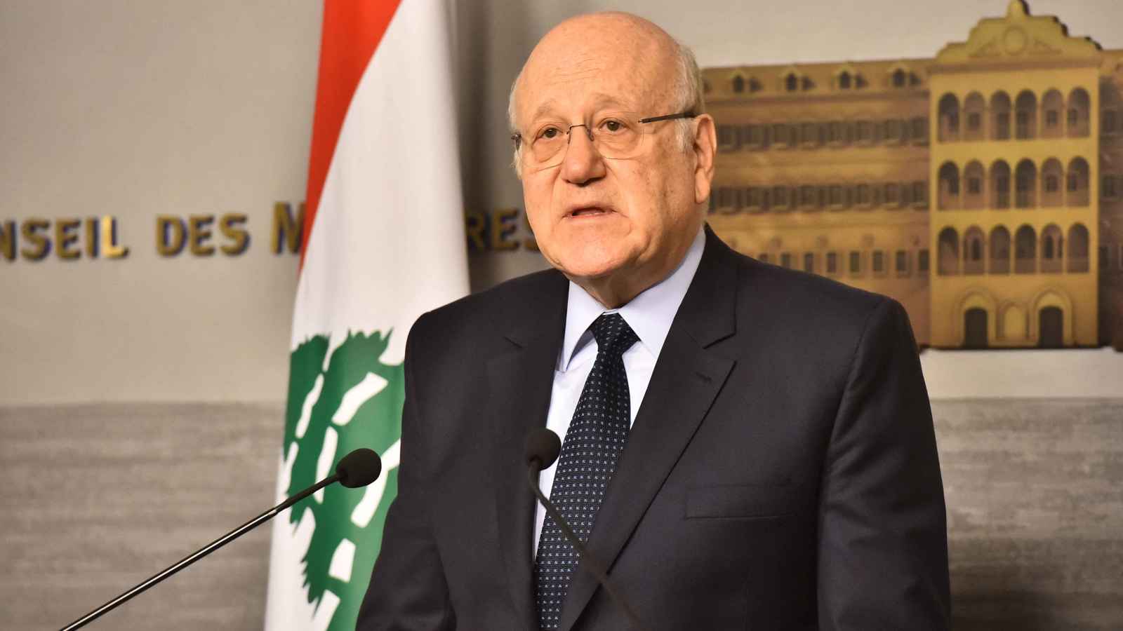 مصدر نيابي لـ"إرم نيوز": حظوظ ميقاتي لرئاسة الحكومة اللبنانية "ضعيفة"