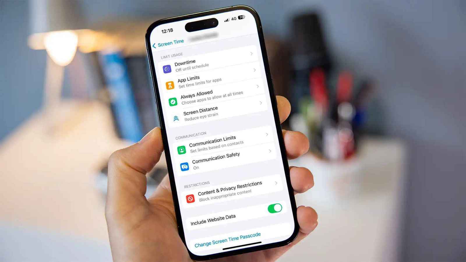 أبل تطلق أدوات رقابة أبوية محدثة.. كيف تعمل؟