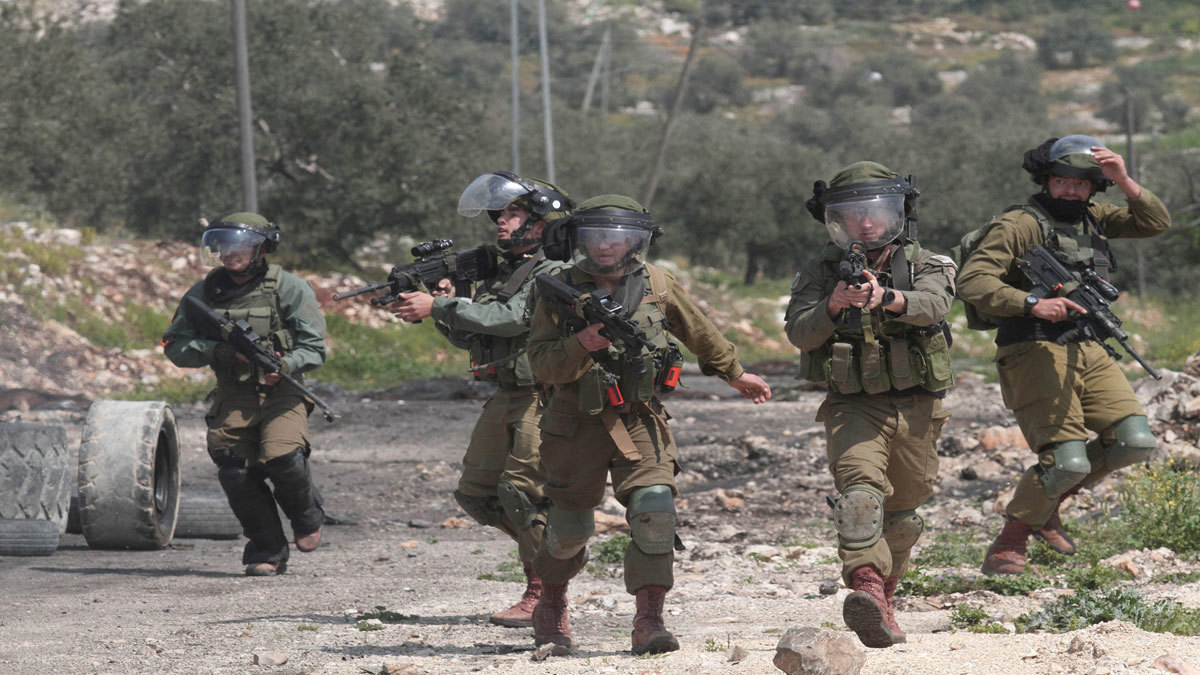 إسرائيل تقر بمقتل فلسطيني على يد أحد حراس مستوطنة بالضفة الغربية