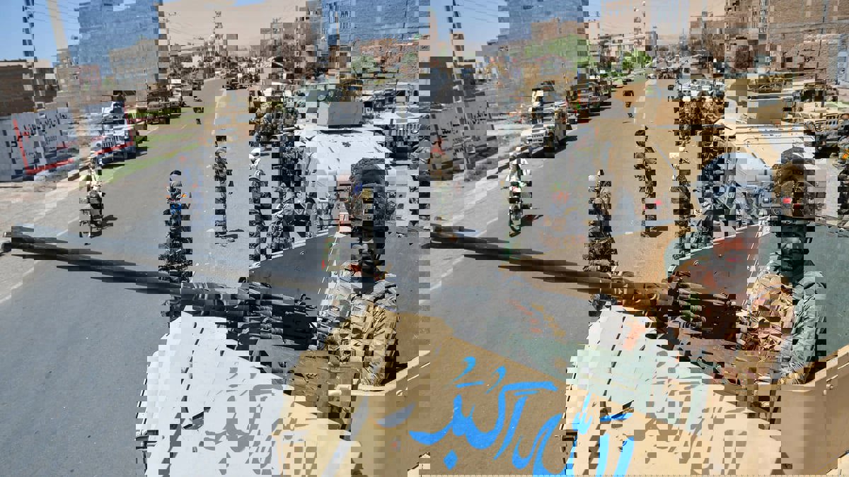 أفغانستان.. جثث ودمار ونزوح مع تقدم طالبان نحو المدن