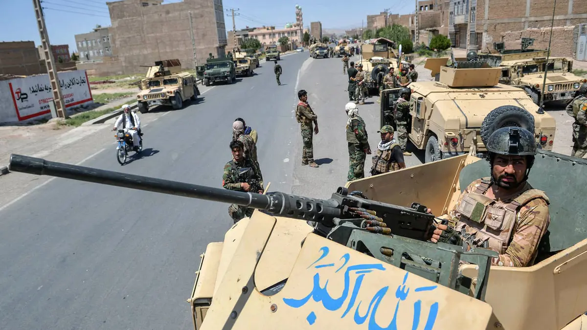 أفغانستان.. جثث ودمار ونزوح مع تقدم طالبان نحو المدن