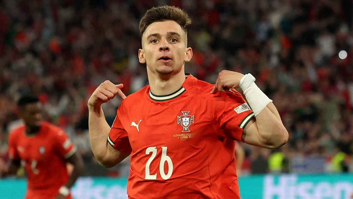 بعد مرور 25 عاما.. كيف أعاد كونسيساو تألق والده أمام ألمانيا؟