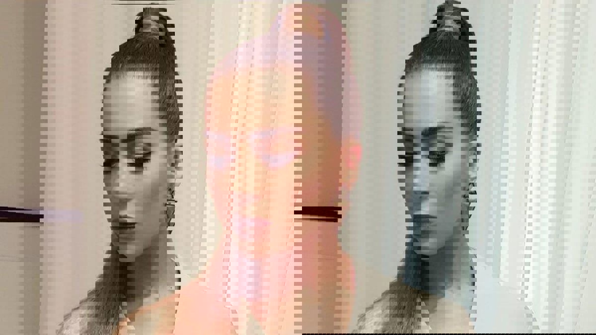 المخرج إبراهيم فخر ينفي تعاونه مع مي عزالدين بمسلسل جديد