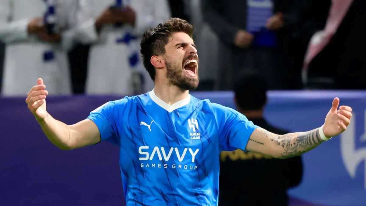 نسبة 70%.. نجم الهلال السعودي يقترب من الرحيل