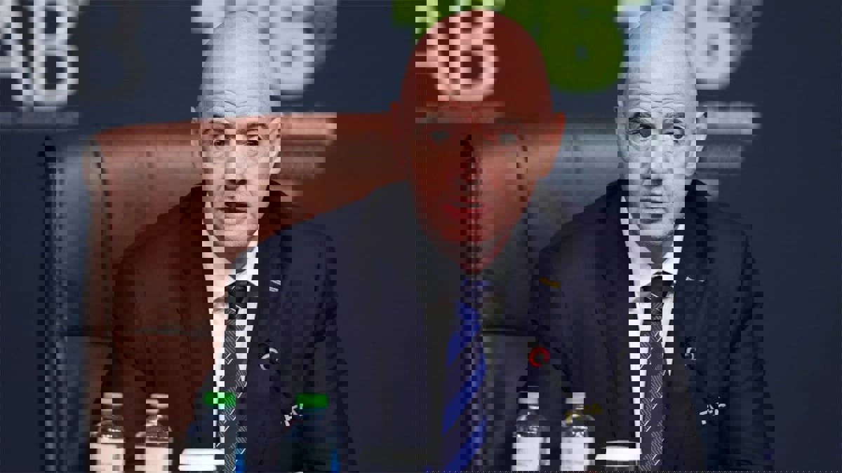 بعد وفاة مشجع: إنفانتينو قلق من أعمال عنف في الأرجنتين