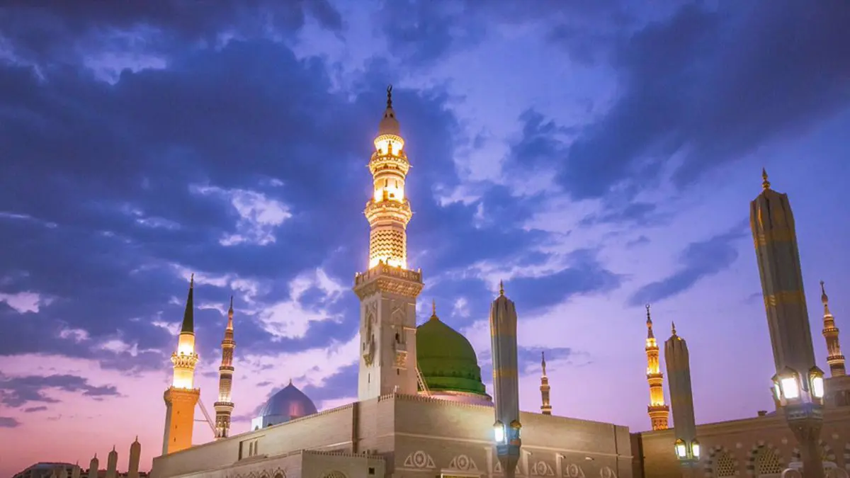 عقب أداء الصلاة.. شاهد لحظة وفاة رجل داخل مسجد بالسعودية (فيديو)