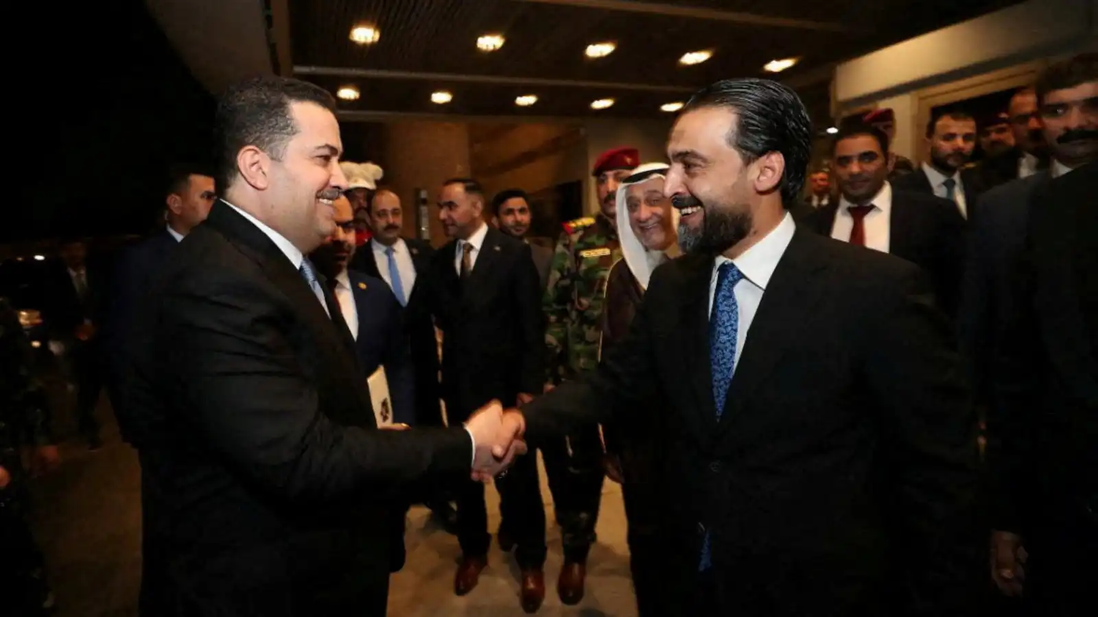 التحالف الثلاثي.. كتلة "عابرة للطوائف" تعيد رسم موازين القوى في العراق