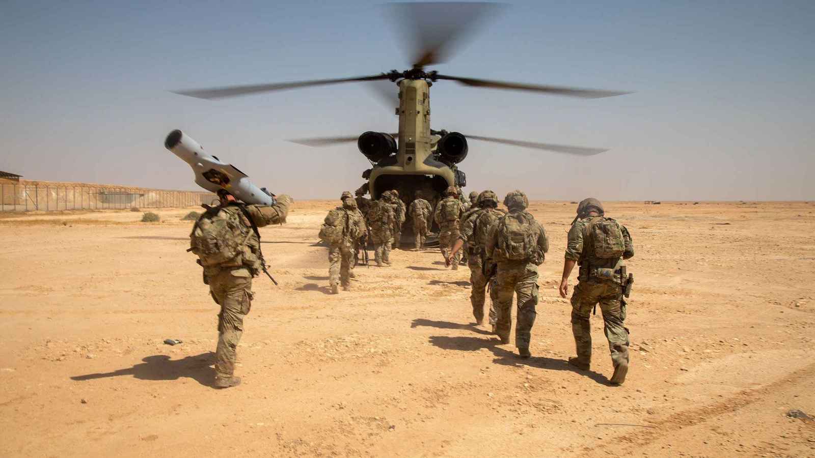 "واشنطن بوست": تسييس الجيش الأمريكي يؤثر سلباً على مهامه العسكرية