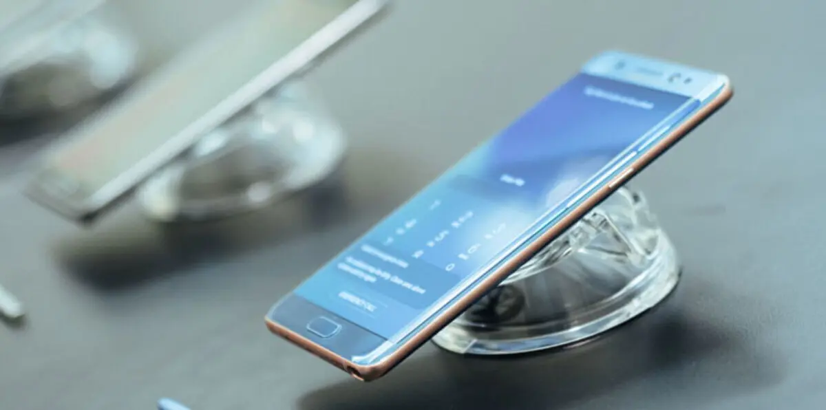 سامسونغ توقف إنتاج "نوت 7" مؤقتًا