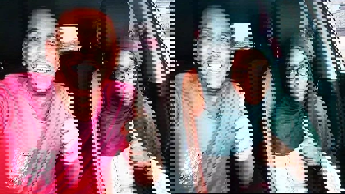 السودانيون يحتفون بأول ابتسامة للطالبة "العابسة أمنية".. فما قصتها؟