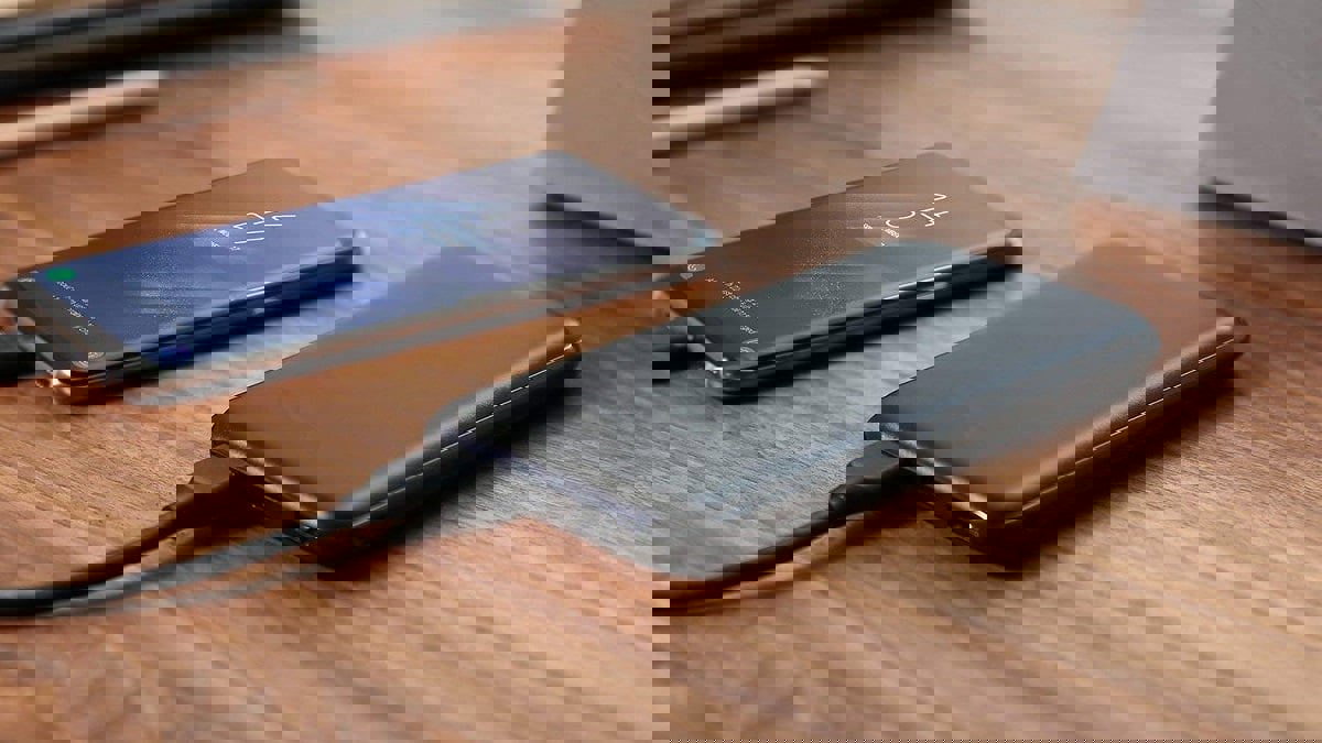 ابتكار "باور بانك" خارق يشحن لاسلكيا بالماء الساخن