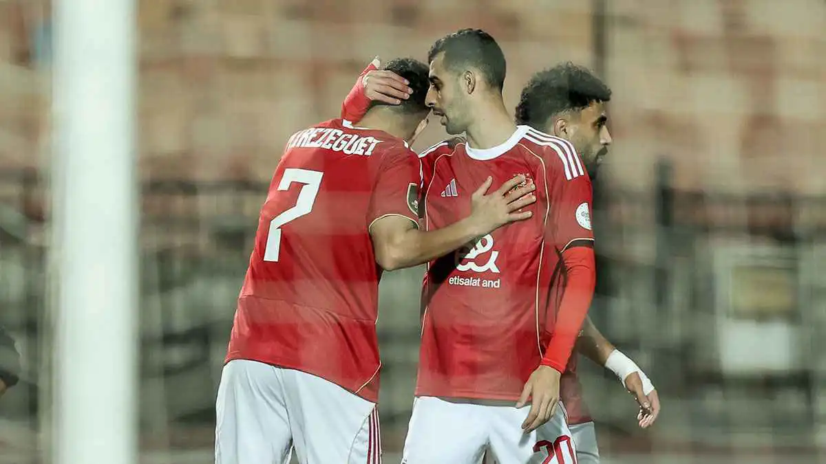 تغطية مباشرة لمباراة الأهلي وسيراميكا كليوباترا في الدوري المصري