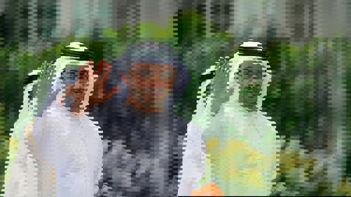 الشيخ عبد الله بن زايد يزور الجزائر الإثنين