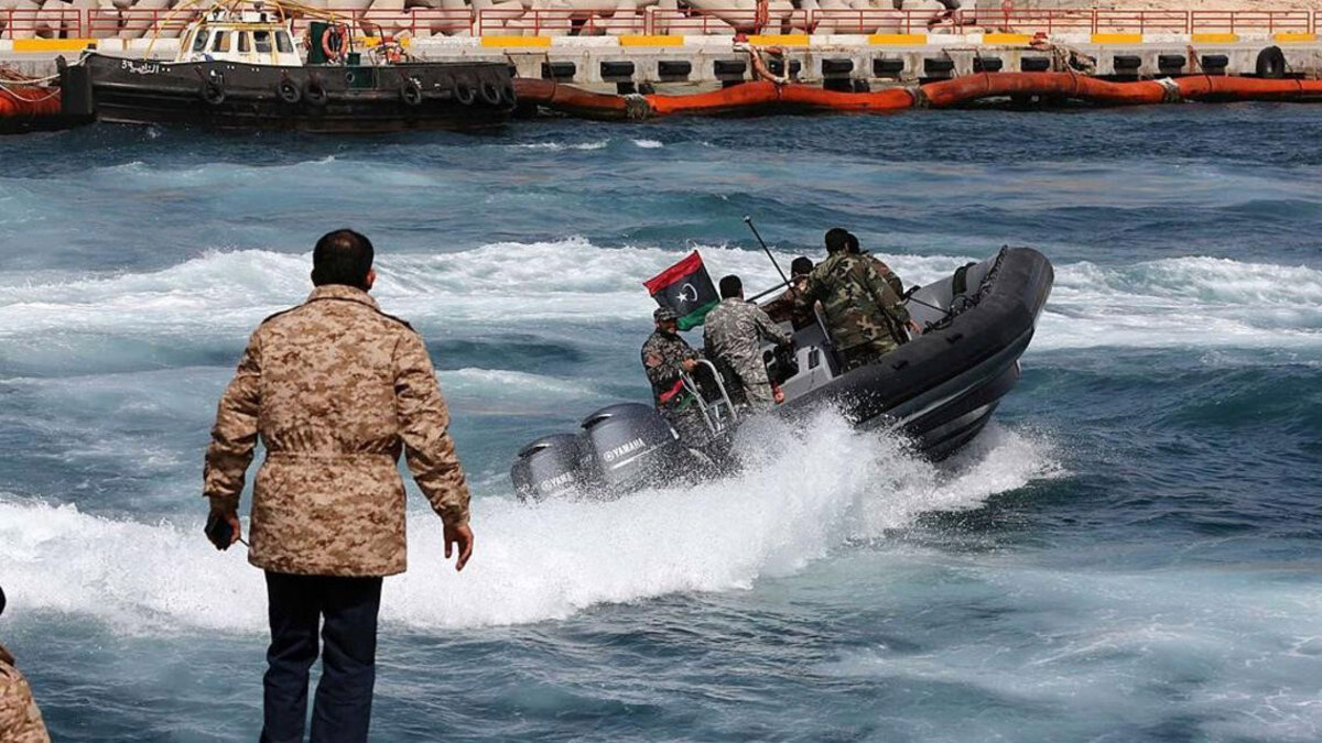 حكومة الوفاق الليبية تجند المهاجرين مقابل "السجائر والخضروات"‎ (فيديو إرم)