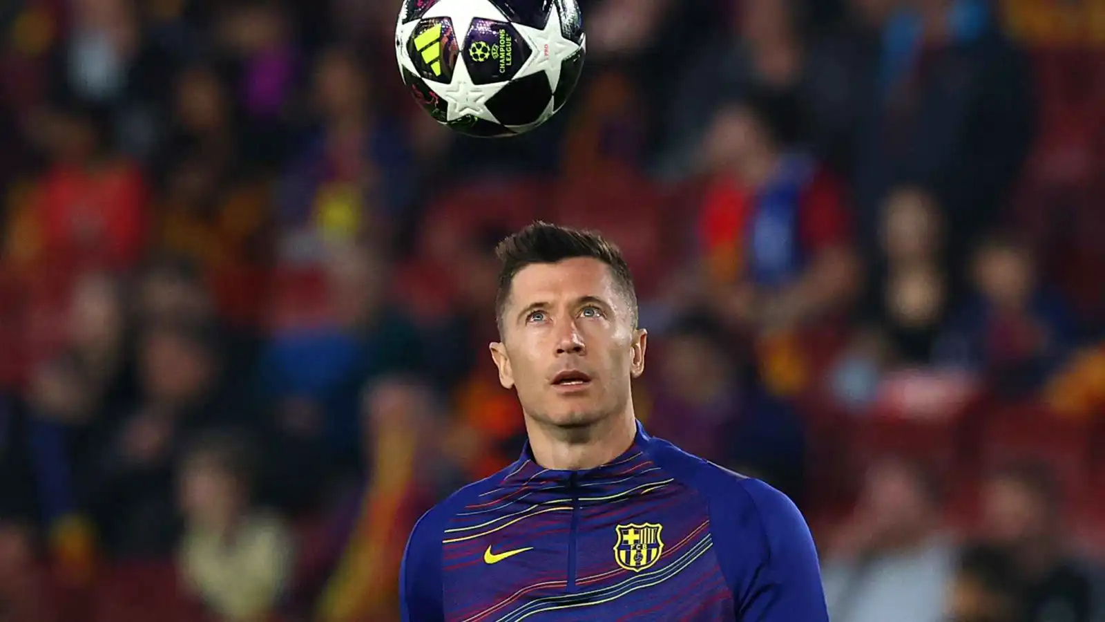 فليك يزيد الغموض حول مستقبل ليفاندوفسكي مع برشلونة