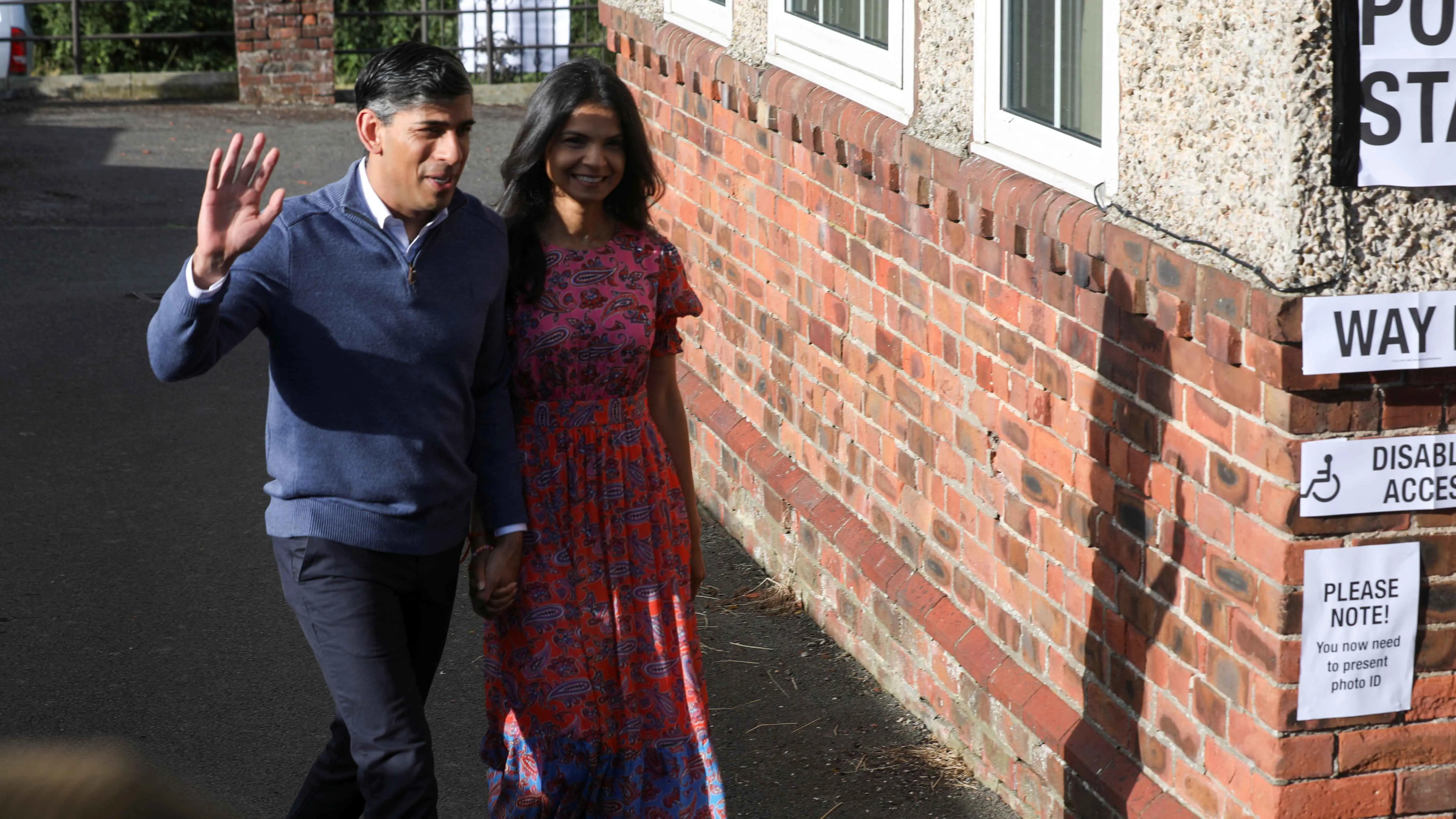 انتخابات بريطانيا.. بدء الاستفتاء على 14 عاماً من حكم المحافظين