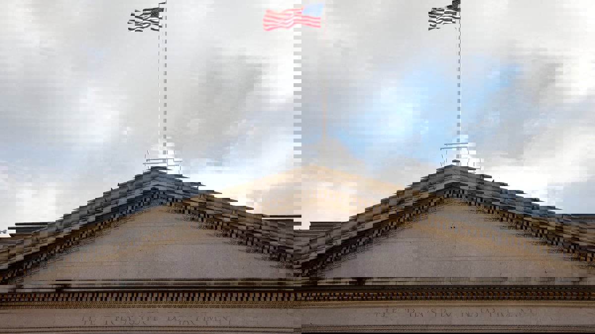 واشنطن تفرض عقوبات جديدة متعلقة بإيران