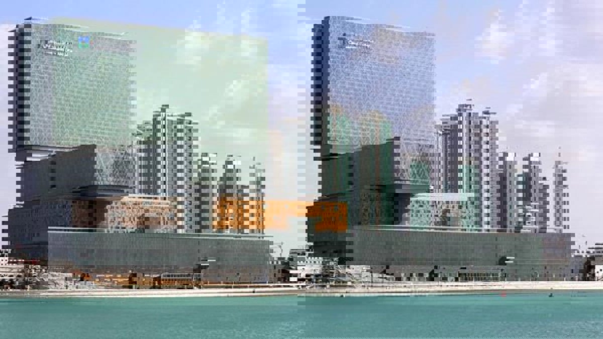 ألفا ظبي تشتري حصة بالدار العقارية من مبادلة بقيمة 953 مليون دولار