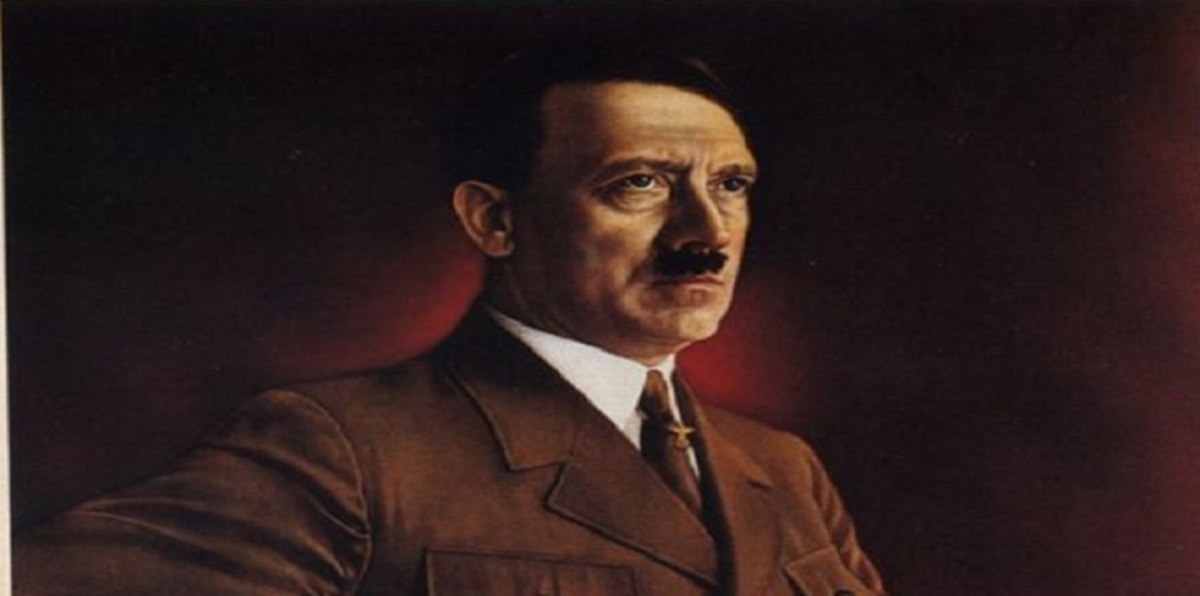 بالصور.. مزاد علني يبيع ممتلكات لهتلر بأكثر من 680 ألف دولار