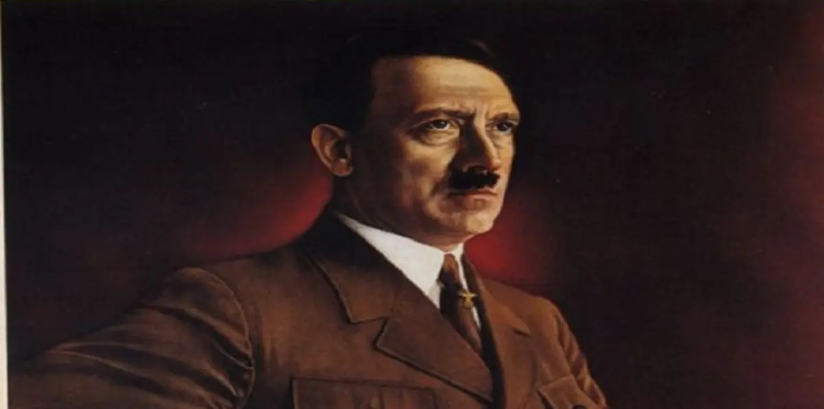 بالصور.. مزاد علني يبيع ممتلكات لهتلر بأكثر من 680 ألف دولار