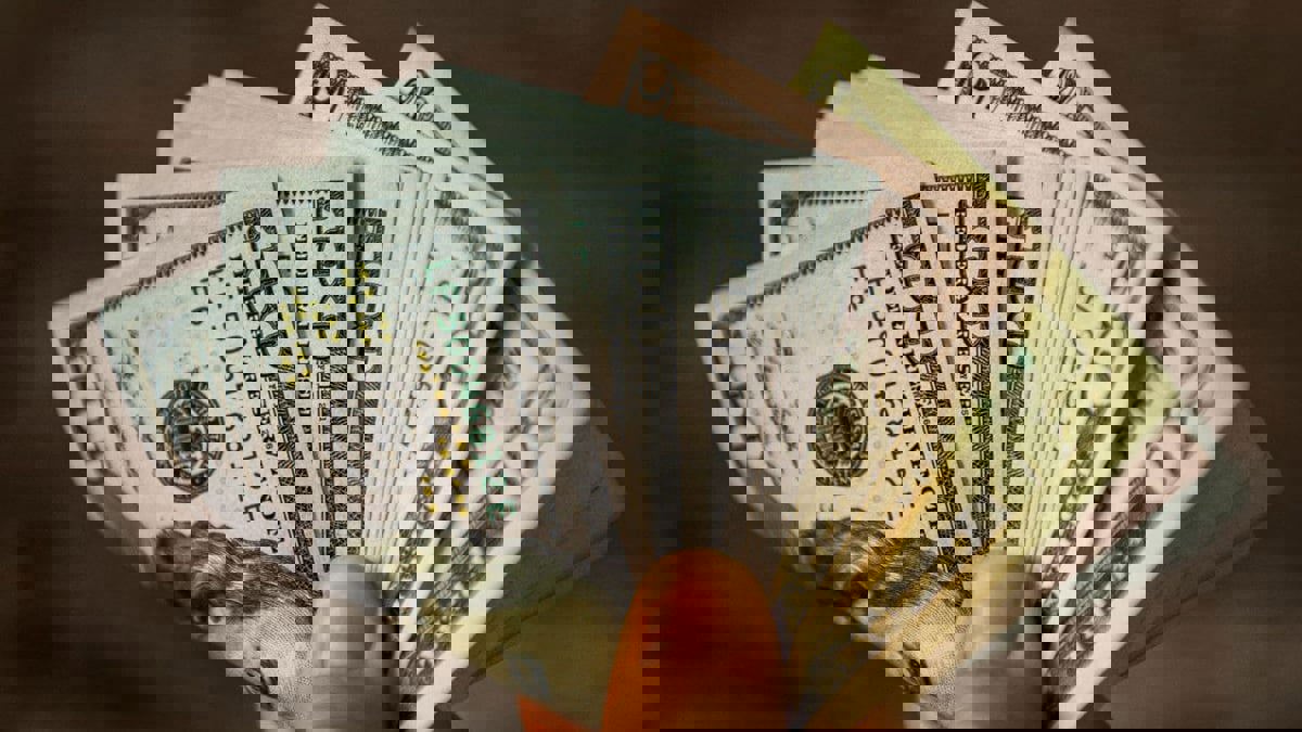 نهاية العملة الورقية