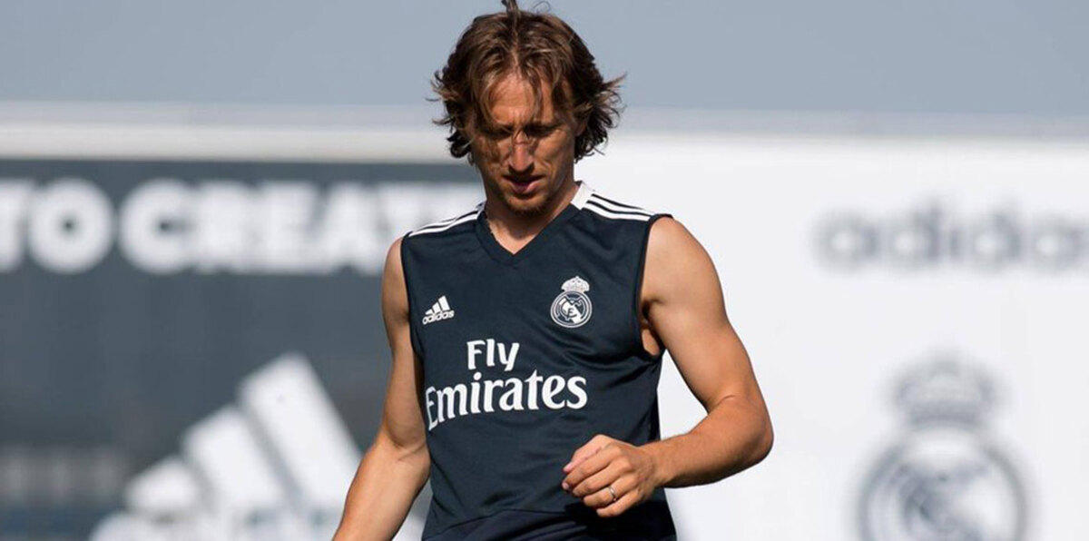 مودريتش يعود لتدريبات ريال مدريد.. والإدارة تسعى لرفع راتبه لمنعه من الرحيل