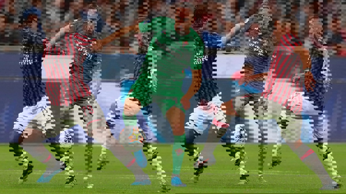 بعد تسجيل هدف وتصفيق جماهير الروسونيري.. فرانك ريبيري يعتذر لميلان (فيديو وصور)