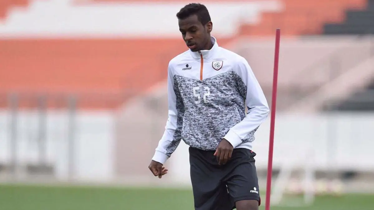 الشباب السعودي يوافق رسميًا على بيع المدة المتبقية من عقد عبدالله الخيبري إلى نادي النصر