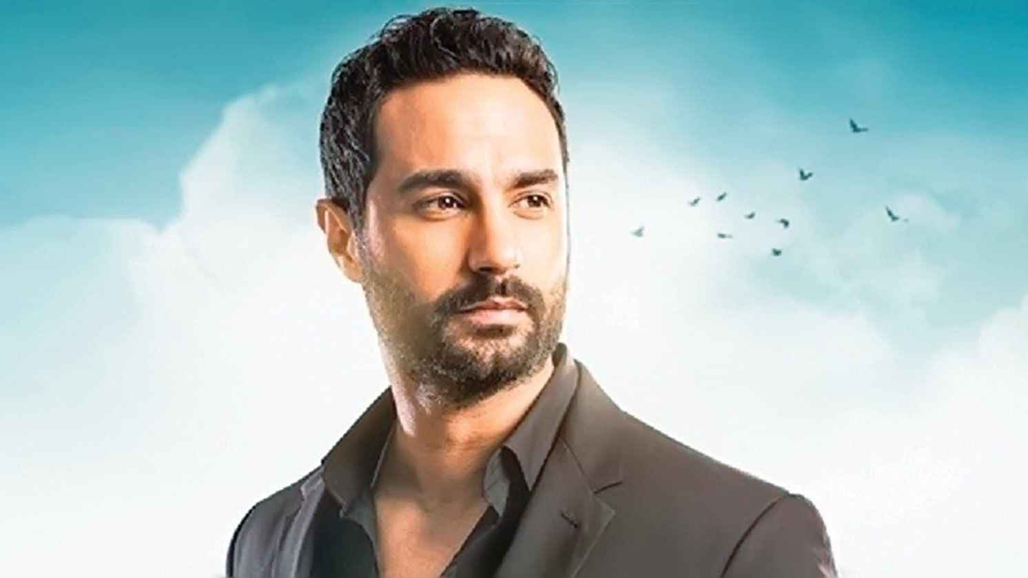 كريم فهمي: أرعبتني فكرة مقارنة "وتقابل حبيب" مع هذا المسلسل
