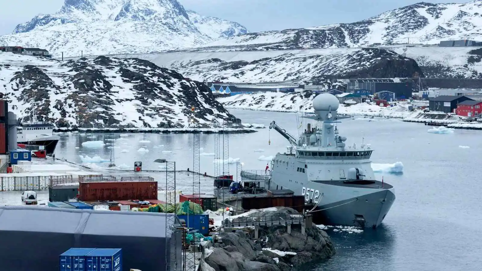 عسكرة أم تحصين؟.. دلالات قرار زيادة القوات الدنماركية في غرينلاند