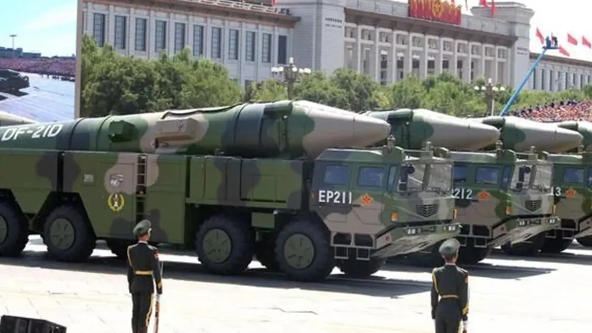 صحف عالمية: سلاح صيني "فتاك" يهدد البحرية الأمريكية.. وتزايد الاتهامات لإيران بالتورط في حادث رشدي