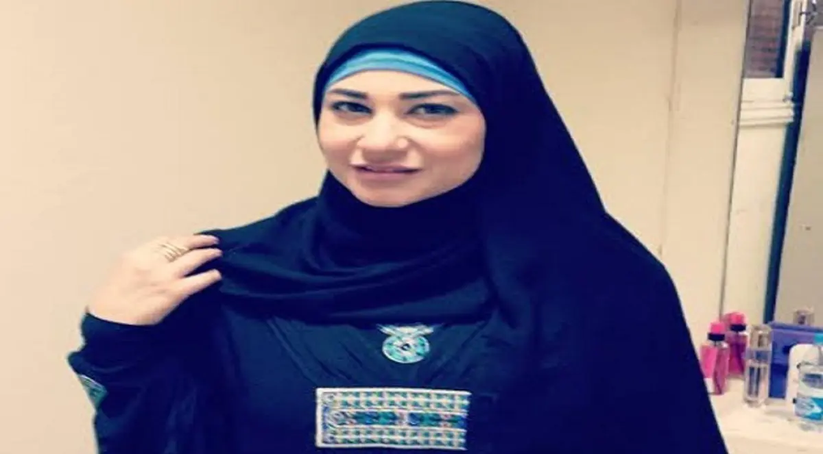 إنجي شرف ترتدي الحجاب