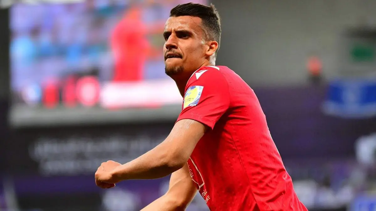 تقرير: الجزائري كريم العريبي على رادار نادي الاتفاق السعودي