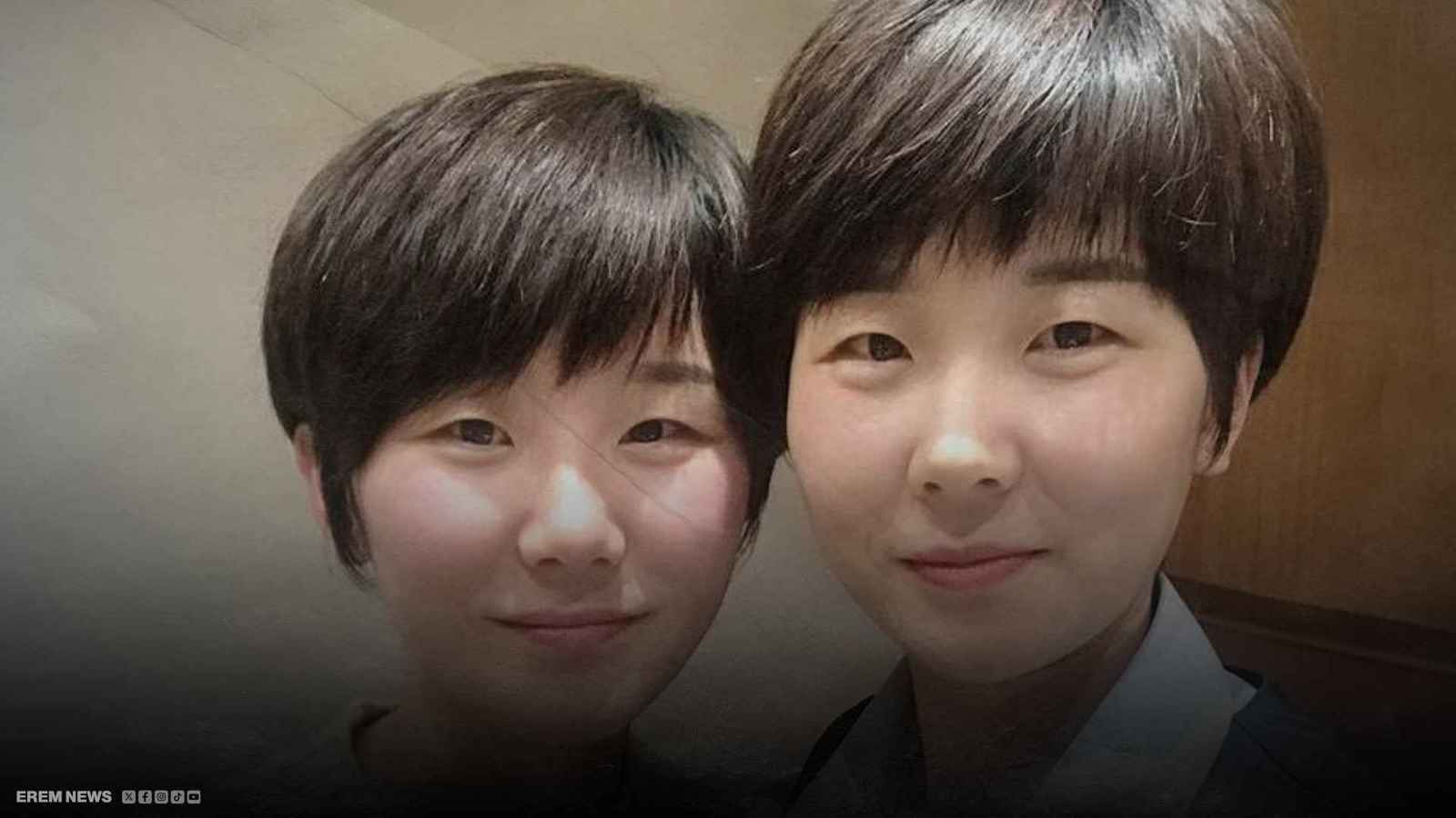 بعد 17 عاما من الفراق.. صديقتان تكتشفان مصادفة أنهما شقيقتان (فيديو)