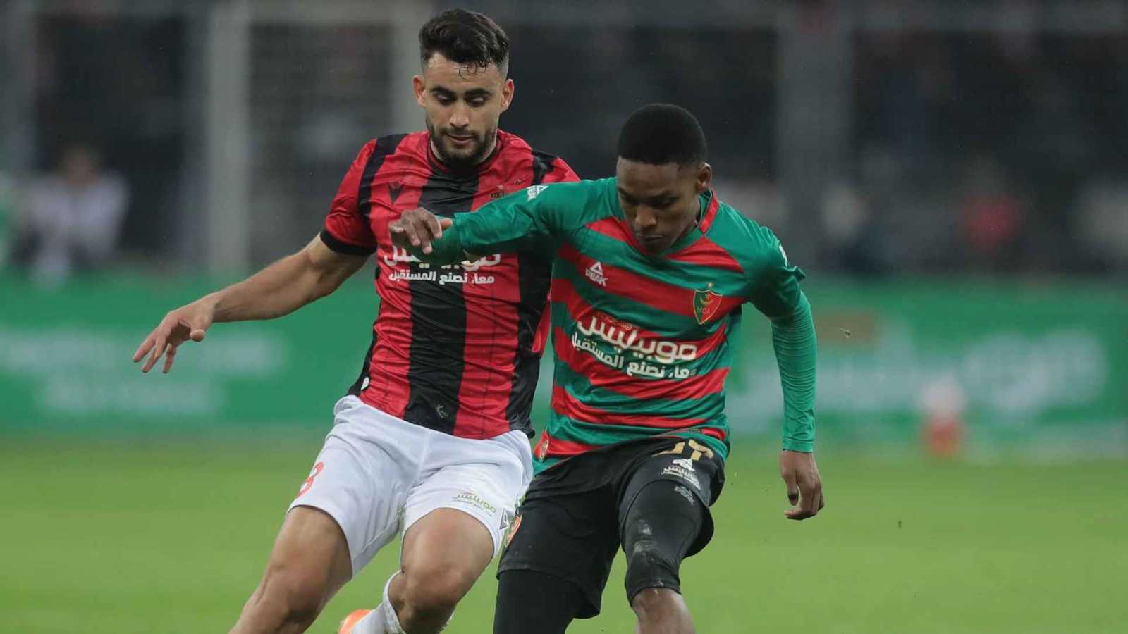 مولودية الجزائر يهزم اتحاد العاصمة ويتوج بطلا لكأس السوبر 