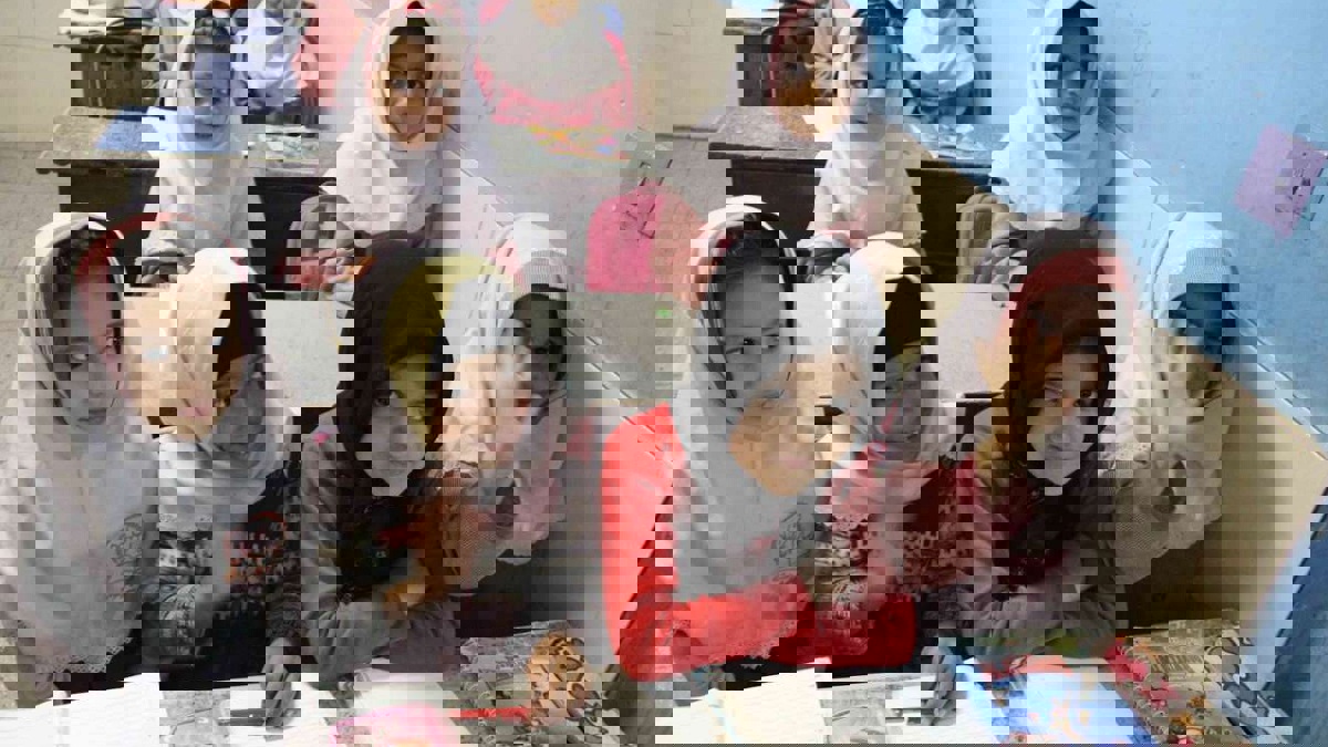 مع تكرار الحرائق والضحايا.. مدارس إيران تقتل طلبتها