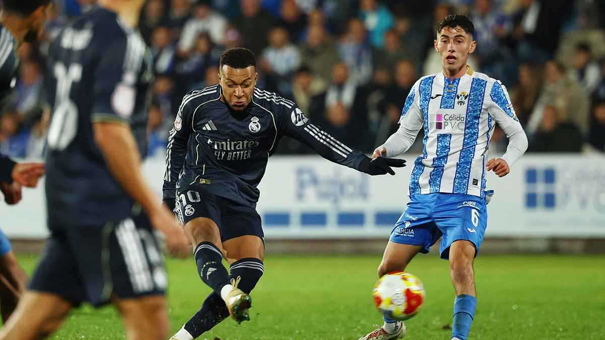 ليس مبابي وحده.. من أبهر جماهير ريال مدريد في الفوز المثير على تالافيرا؟