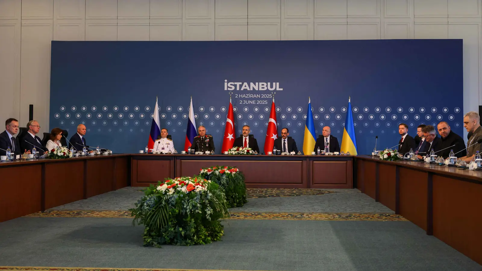 أوكرانيا تعرض عقد قمة بين زيلينسكي وبوتين بنهاية أغسطس